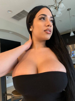Rosy - service Group sex